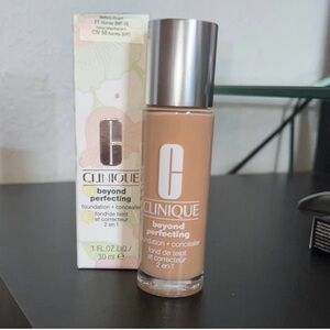 Clinique Beyond Perfecting Foundation + Concealer - Honey Beige